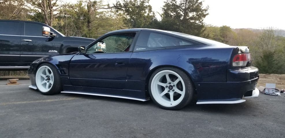 midnight blue pearl car paint